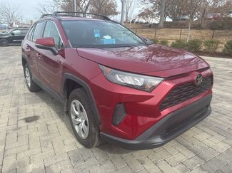 Used 2021 Toyota RAV4 LE video 2