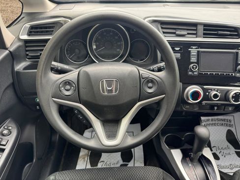 Used 2019 Honda Fit LX image 11