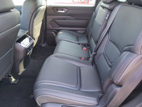 New 2026 Nissan Armada SV image 24