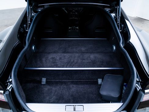 Used 2017 Aston Martin Rapide S RWD image 9