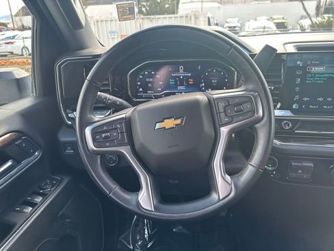 Used 2024 Chevrolet Silverado 2500 LT image 17