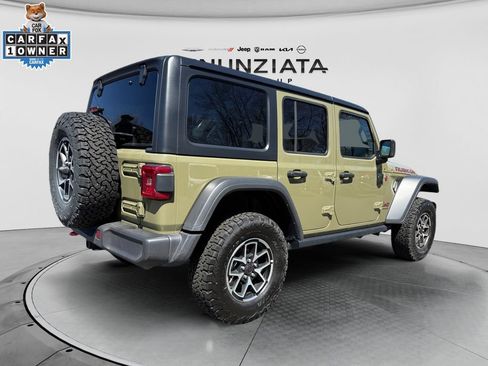 Used 2026 Jeep Wrangler Unlimited Rubicon AWD/4WD image 5