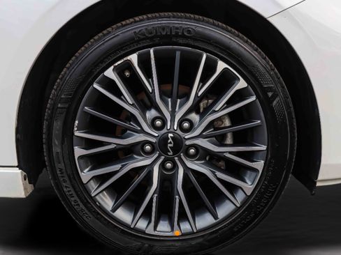 Certified 2023 Kia Forte GT-Line w/ GT-Line Technology Package FWD image 29