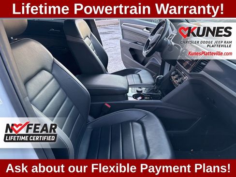 Used 2022 Volkswagen Atlas Cross Sport SEL Premium R-Line image 30