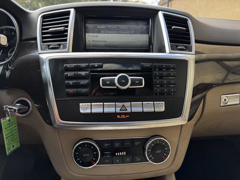 Used 2014 Mercedes-Benz ML 350 2WD image 18