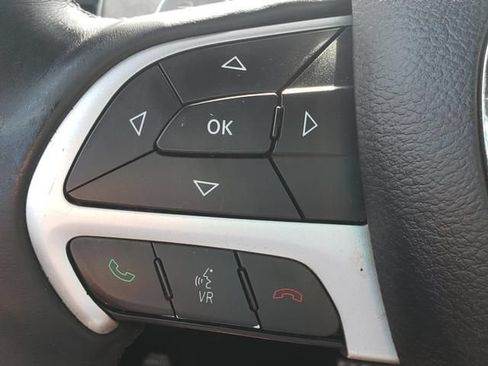 Used 2015 Dodge Challenger SXT Plus w/ Technology Group RWD image 30