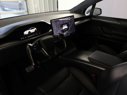 Used 2022 Tesla Model X Plaid AWD/4WD image 18