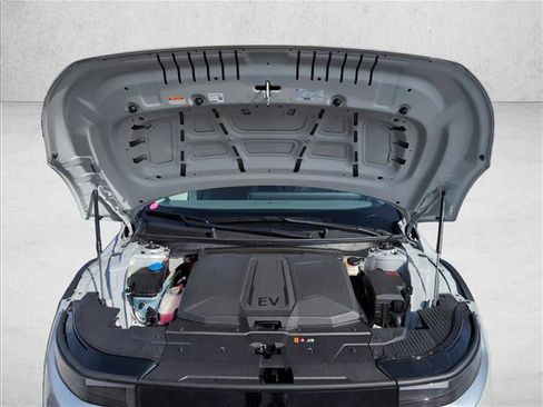 New 2026 Hyundai Ioniq 5 SE image 19