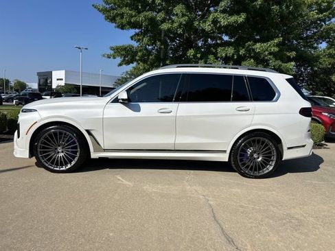 Certified 2025 BMW ALPINA XB7 AWD/4WD image 2
