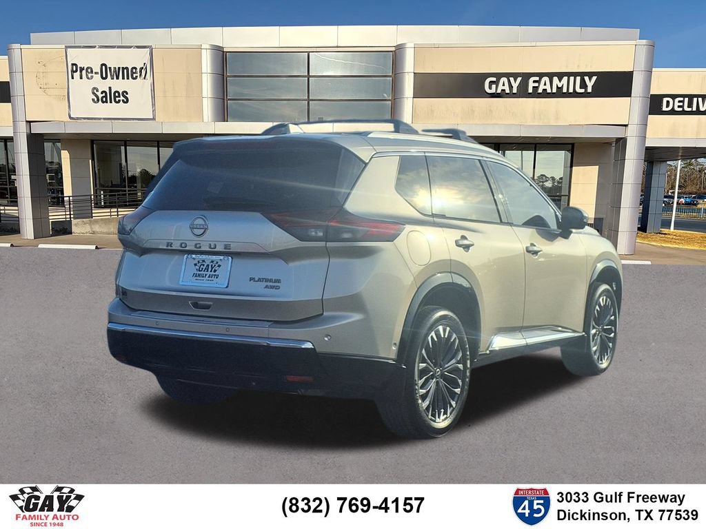 Used 2026 Nissan Rogue Platinum w/ Platinum Premium Package AWD/4WD image 2