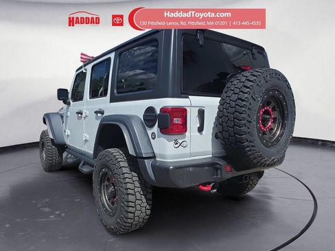 Used 2021 Jeep Wrangler Unlimited Rubicon AWD/4WD image 3