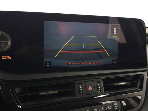 Certified 2025 Lexus ES 300h w/ Premium Package FWD image 28