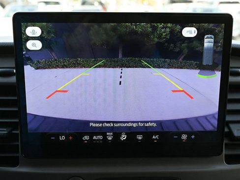 Used 2022 Ford Transit 350 XLT image 30