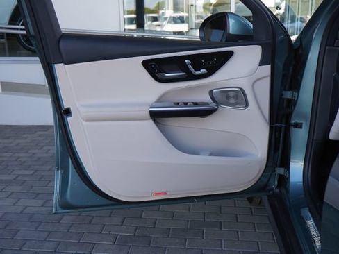 Used 2026 Mercedes-Benz GLC 300 image 15