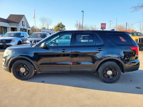 Used 2017 Ford Explorer 4WD Police Interceptor image 2