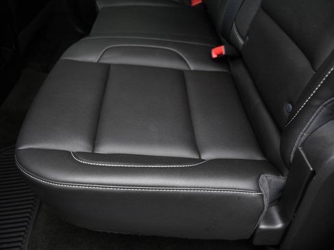 Used 2018 Chevrolet Silverado 1500 LTZ Z71 w/ LTZ Plus Package AWD/4WD image 16