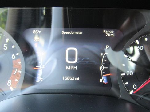 Used 2026 Jeep Compass Limited AWD/4WD image 24