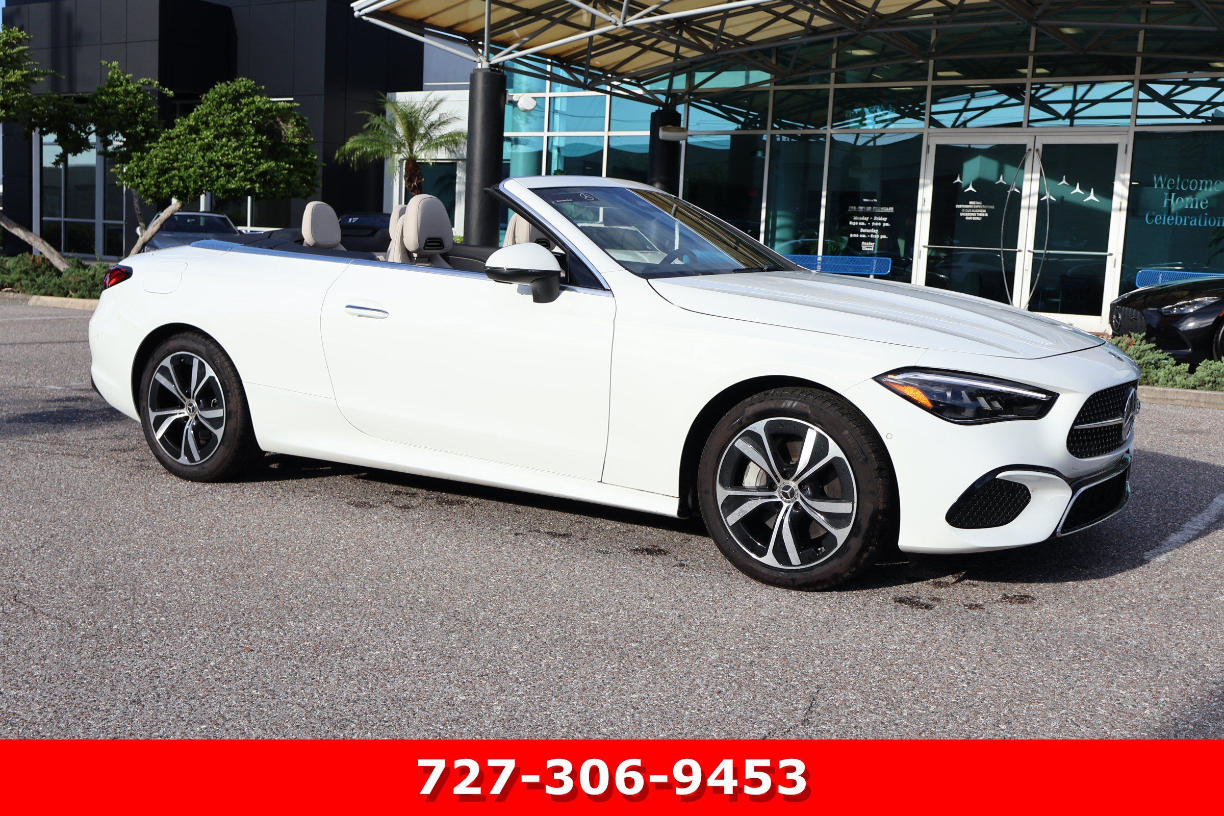 Used 2025 Mercedes-Benz CLE 300 4MATIC Cabriolet image 13
