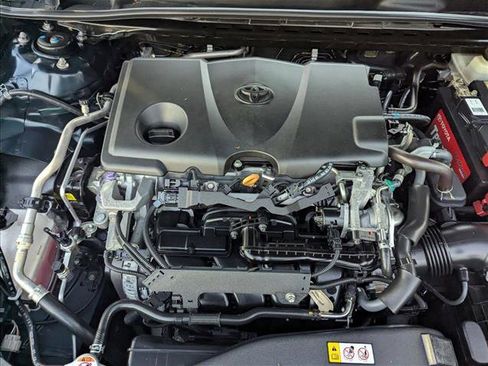 Used 2018 Toyota Camry SE image 20