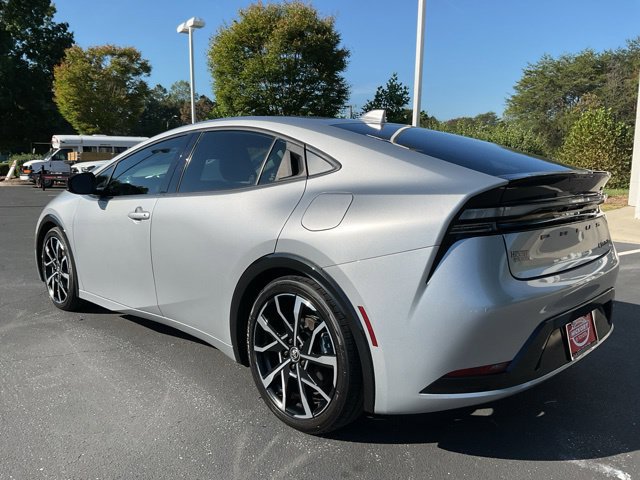 Used 2024 Toyota Prius Prime FWD image 11
