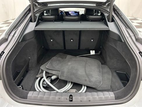 Used 2025 BMW i4 xDrive40i w/ M Sport Package AWD/4WD image 9