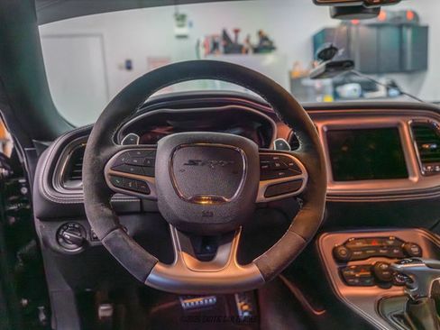 Used 2023 Dodge Challenger SRT Hellcat image 33