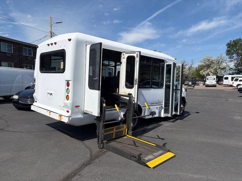 Used 2007 Ford E-350 and Econoline 350 Super Duty RWD image 1