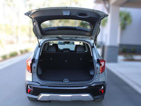 New 2026 Kia Seltos S image 9