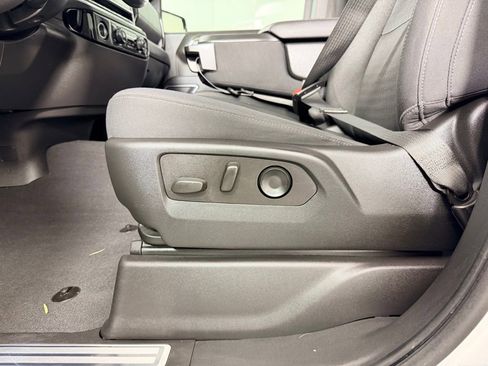 Used 2022 Chevrolet Silverado 1500 RST image 24