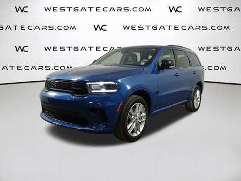 Used 2024 Dodge Durango GT image 1