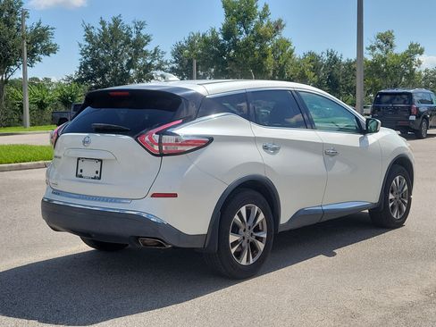 Used 2017 Nissan Murano S w/ Navigation Package FWD image 5