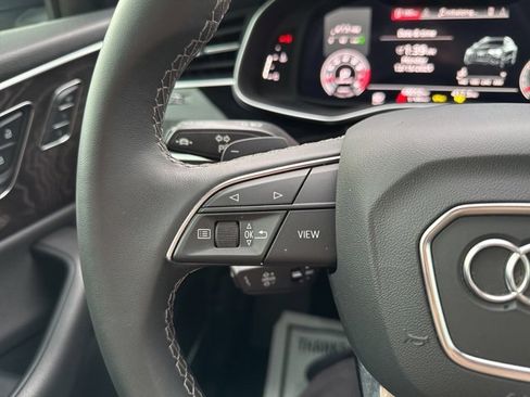 Used 2021 Audi Q8 Premium Plus image 18