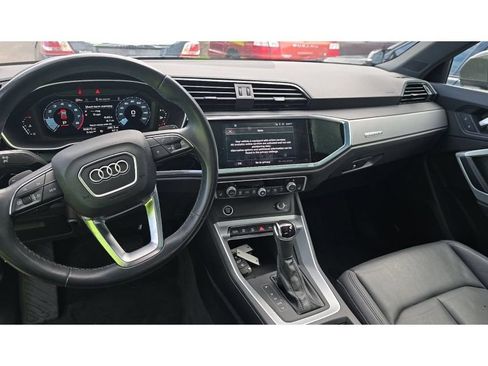Used 2022 Audi Q3 2.0T Premium AWD/4WD image 8