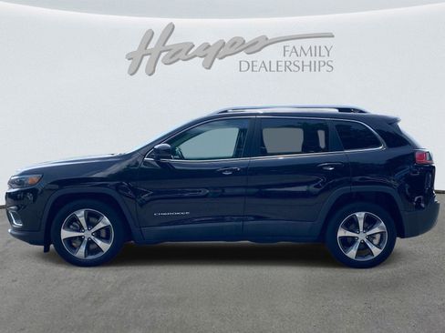 Used 2020 Jeep Cherokee Limited FWD image 9