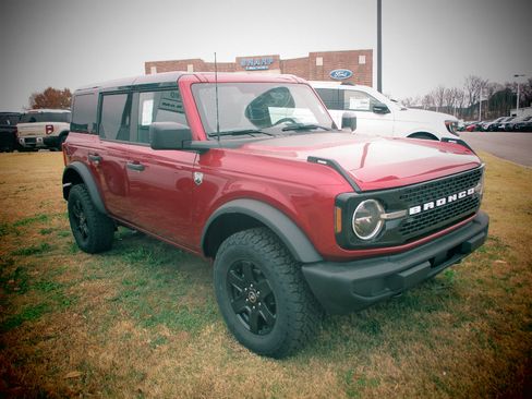 New 2025 Ford Bronco Big Bend AWD/4WD image 1