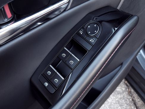 Used 2025 MAZDA CX-30 AWD 2.5 S w/ Preferred Package image 22