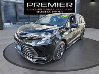 Used 2024 Toyota Sienna XLE Woodland Edition video 1