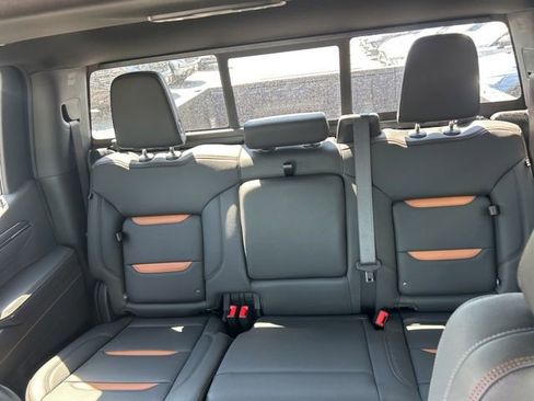 New 2026 GMC Sierra 1500 AT4 w/ AT4 Premium Package AWD/4WD image 25