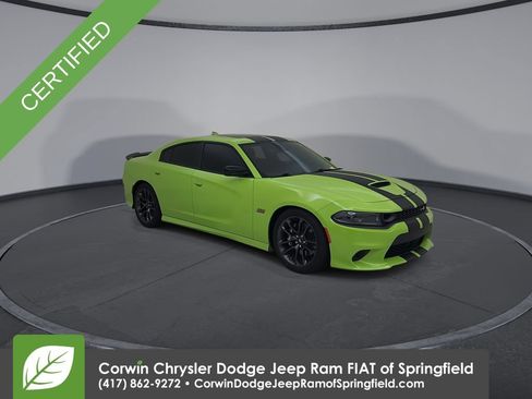 Certified 2023 Dodge Charger Scat Pack w/ Plus Group RWD image 4