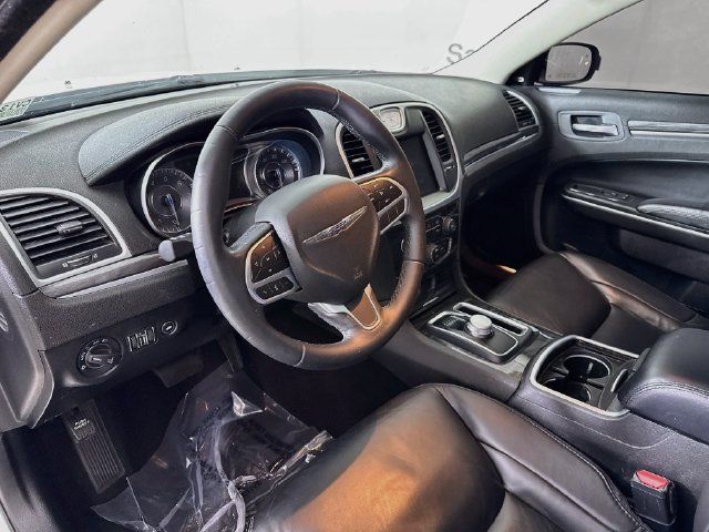 Used 2022 Chrysler 300 Touring L w/ Popular Equipment Group RWD image 10
