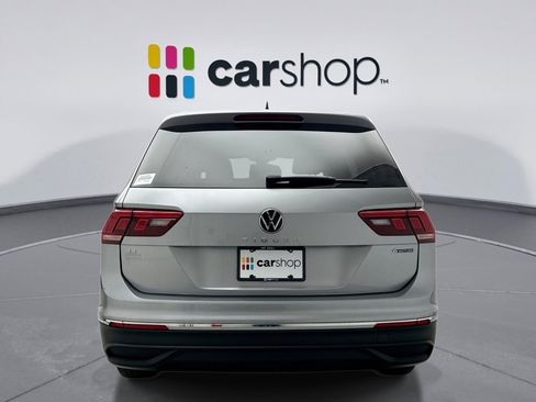 Used 2022 Volkswagen Tiguan SE image 4