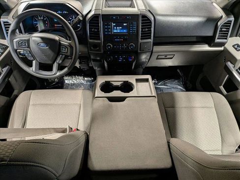 Used 2017 Ford F150 XLT image 17