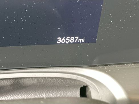 Used 2025 Buick Encore GX Preferred FWD image 19