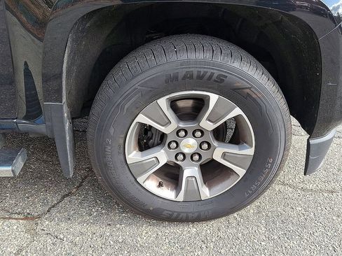 Used 2020 Chevrolet Colorado Z71 AWD/4WD image 9