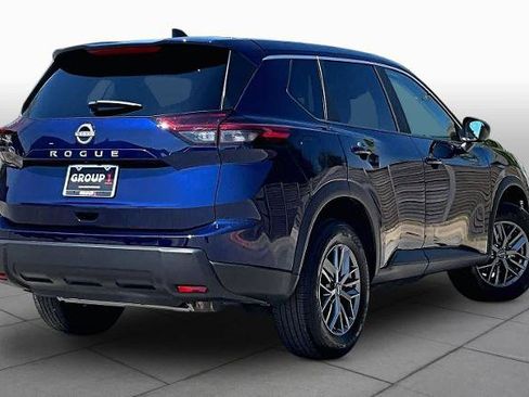 Certified 2026 Nissan Rogue SV FWD image 13