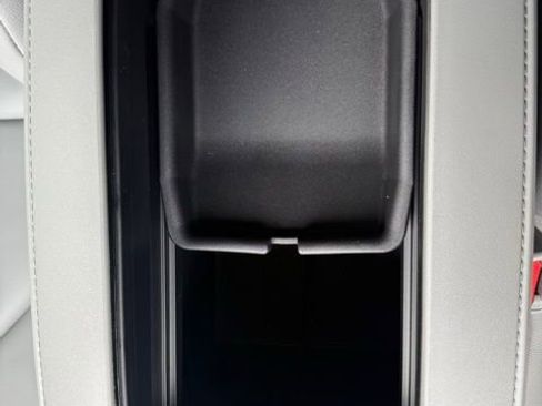 New 2026 Toyota Highlander XLE AWD/4WD image 30