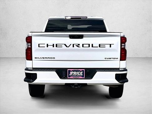 Used 2023 Chevrolet Silverado 1500 Custom RWD image 4