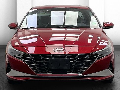 Used 2023 Hyundai Elantra Limited image 2