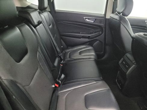 Used 2019 Ford Edge Titanium w/ Equipment Group 301A image 19