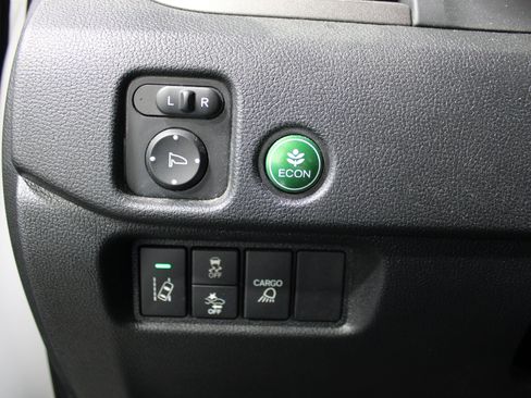 Used 2024 Honda Ridgeline Sport image 7